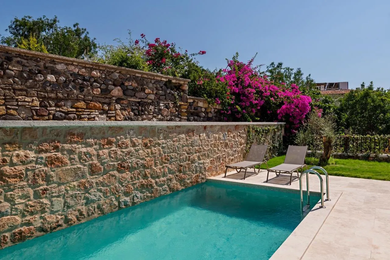 Atrium Tas Otel Çeşme Hotel