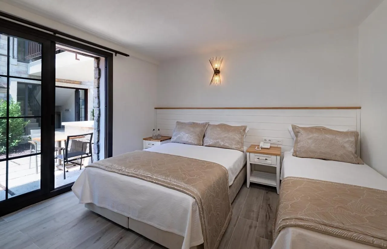 Hotel Atrium Tas Otel Çeşme